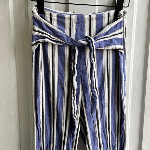 Express Striped Tie Front Wide Leg Cropped Culottes Pants - Picture 3 of 7